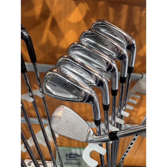 Titleist T350 5 to 9 Irons PW 43° 6 Iron Set EX-Rental (Men's Right Hand)