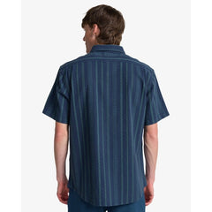 Billabong Sundays Jacquard Short Sleeve Shirt Men's (Denim BRQ0)