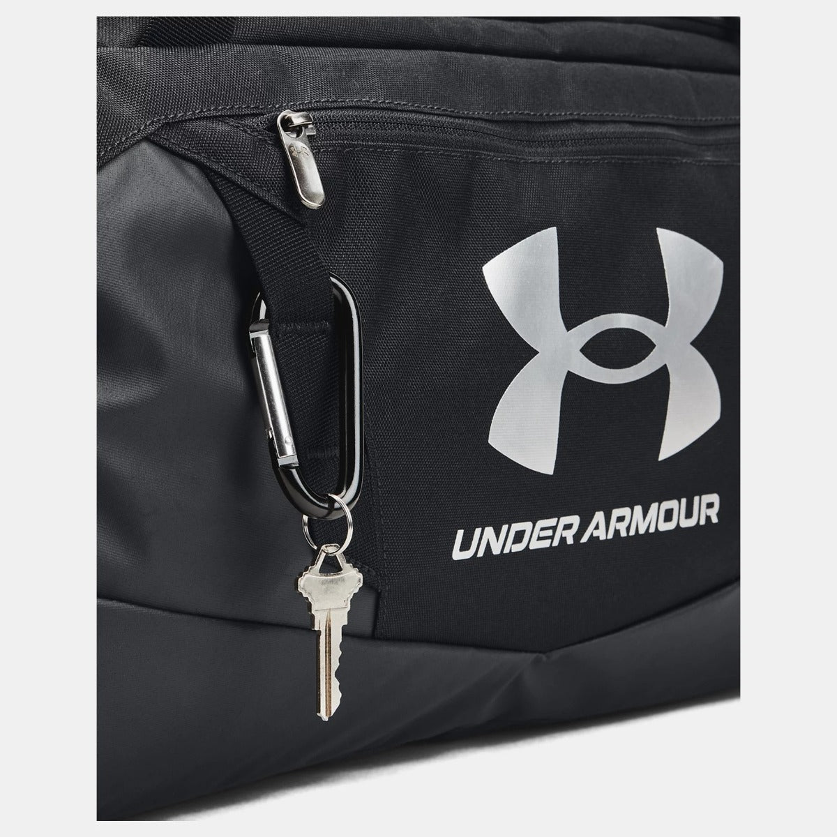 Under Undeniable 5.0 Small Duffle Bag (Black 001)